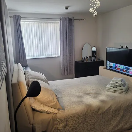 Media City Salford Hospital Manchester City Tv Bed Esterno foto