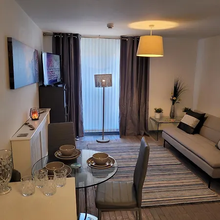 Media City Salford Hospital Manchester City Tv Bed Esterno foto